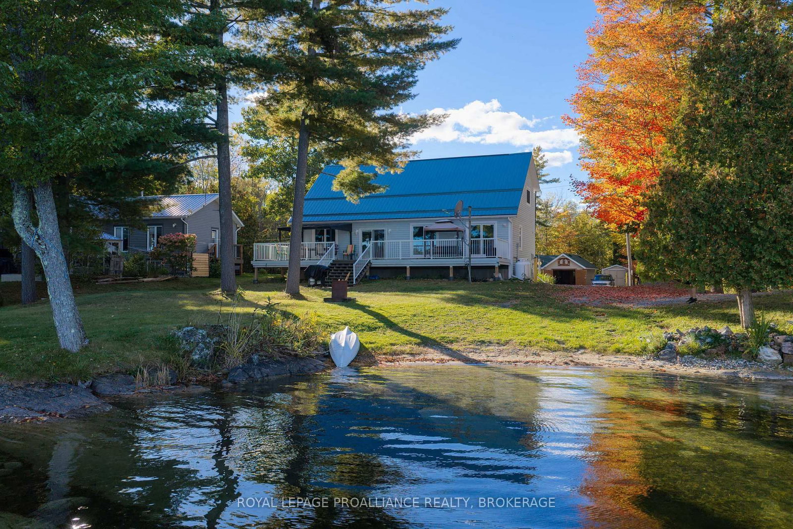 59 West Shore, Godfrey, Ontario K0H 1T0