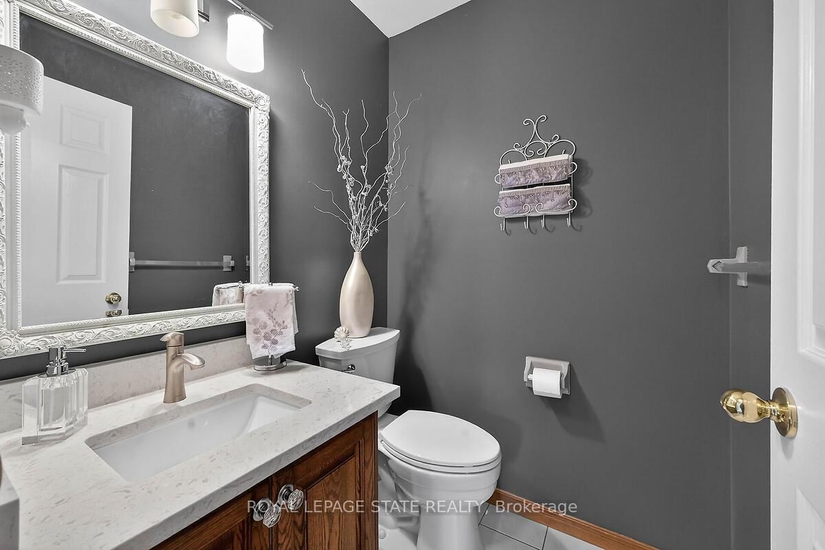 15 Gabriele Court • Hamilton, ON photo 15
