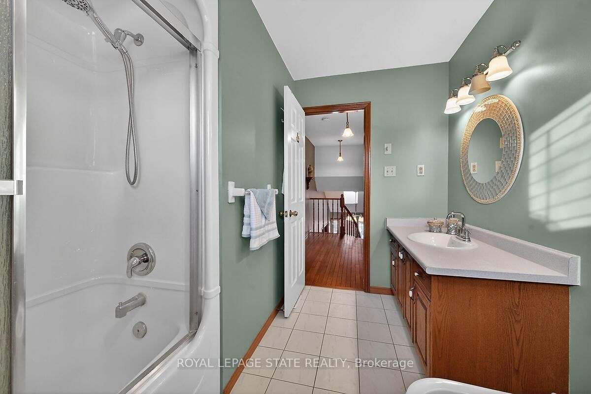 15 Gabriele Court • Hamilton, ON photo 25