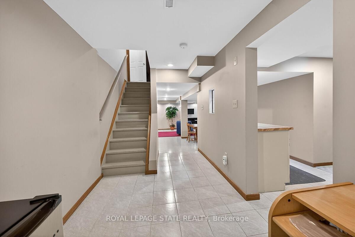 15 Gabriele Court • Hamilton, ON photo 26