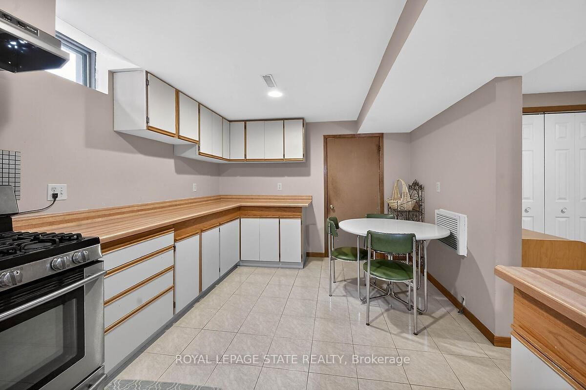 15 Gabriele Court • Hamilton, ON photo 27