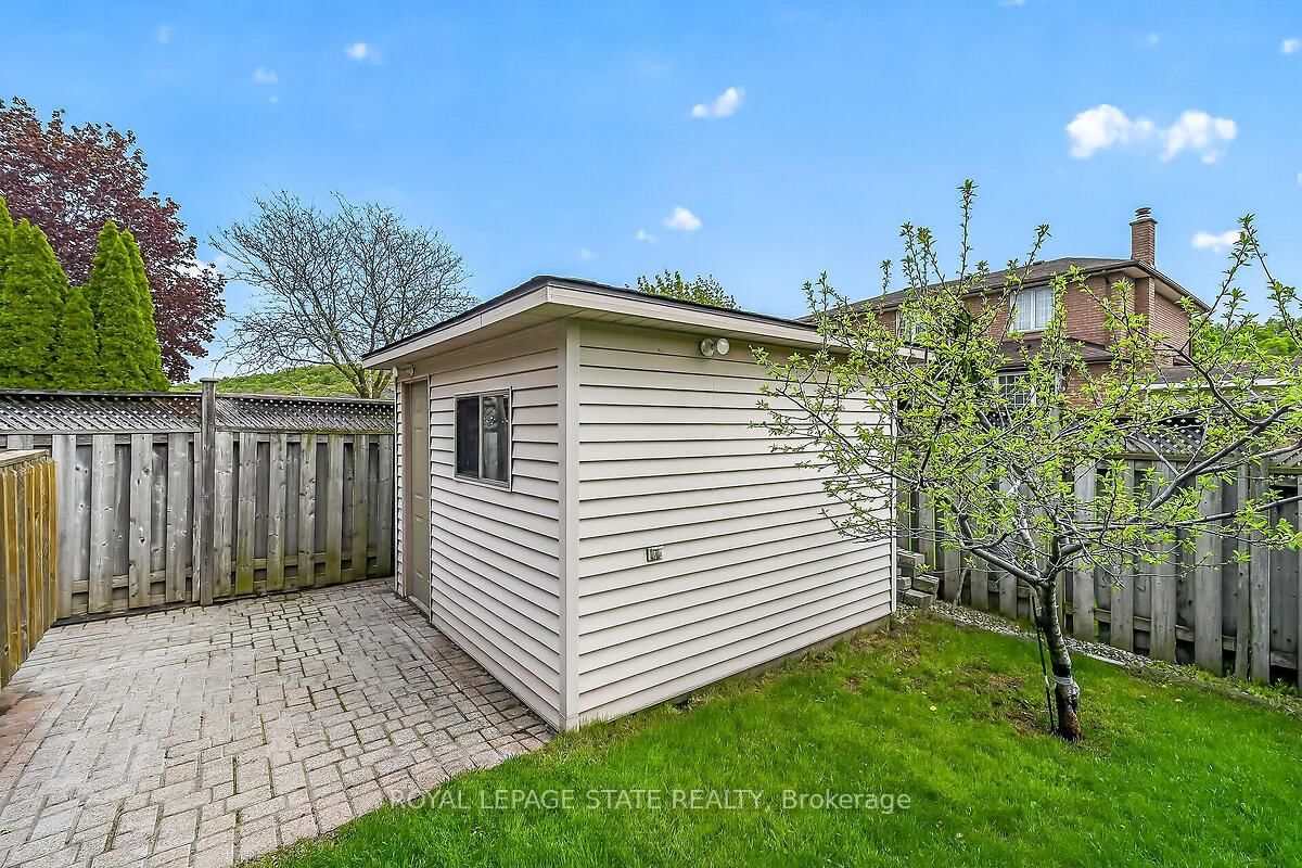 15 Gabriele Court • Hamilton, ON photo 35