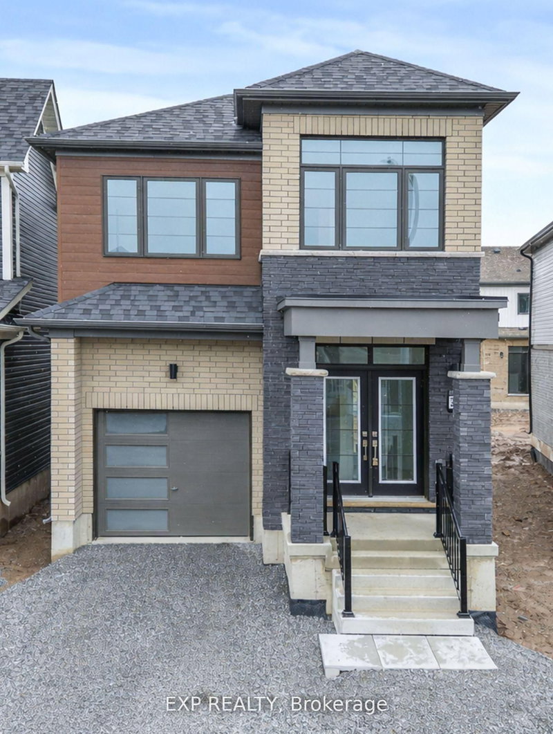 home for lease on 25 Canvas Crescent