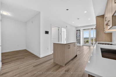461 Green Road • #901 • Hamilton, ON photo 6
