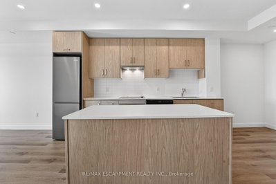 461 Green Road • #901 • Hamilton, ON photo 7