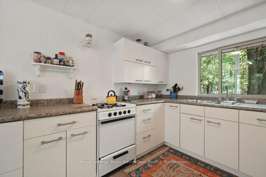46 Huckleberry Island • Carling, ON photo 18