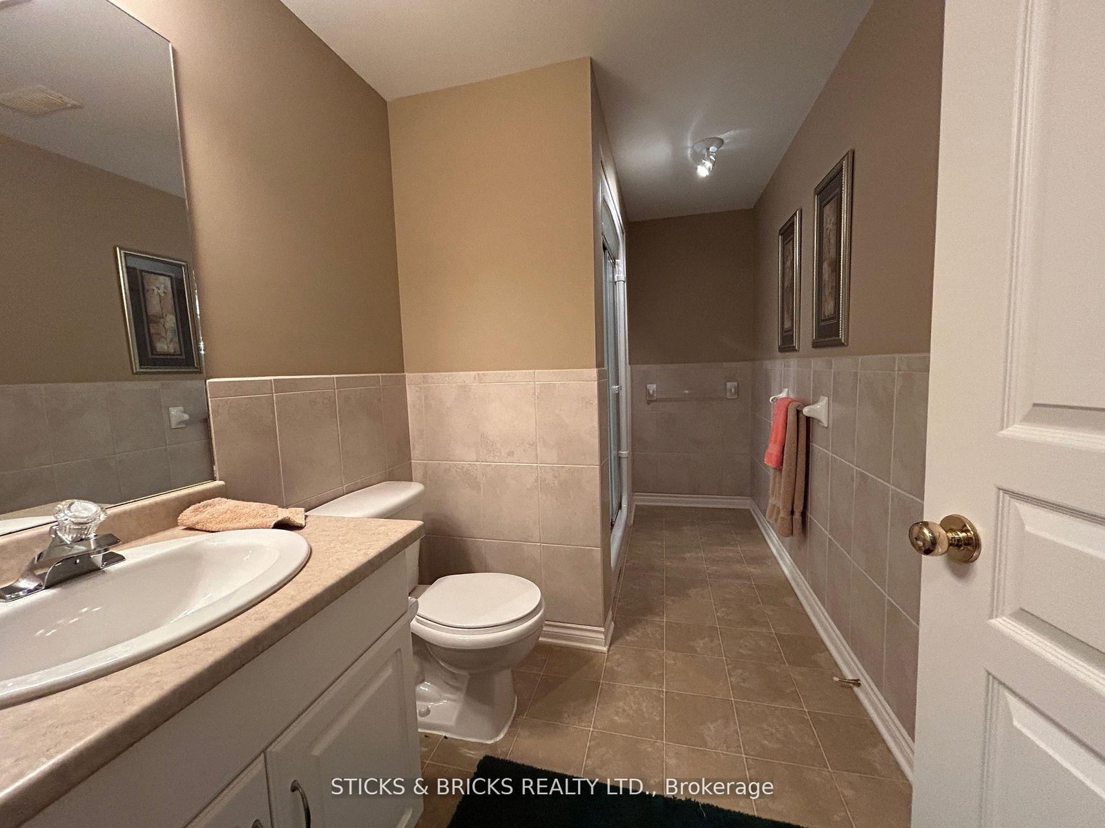 3241 Montrose Road, Unit 12 - Photo 36
