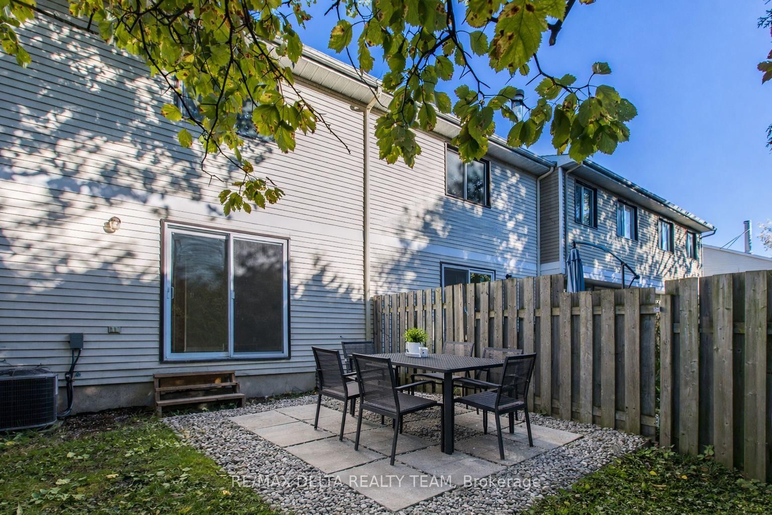 323 Monica Crescent, Unit 8 - Photo 46