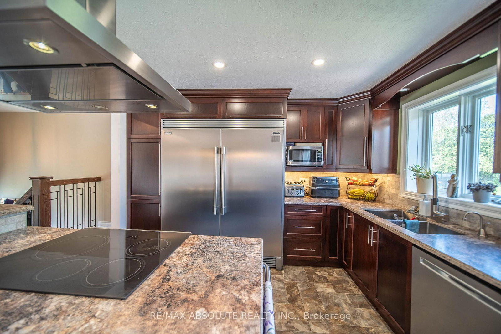 38 Duchesse Crescent • Russell, ON photo 14