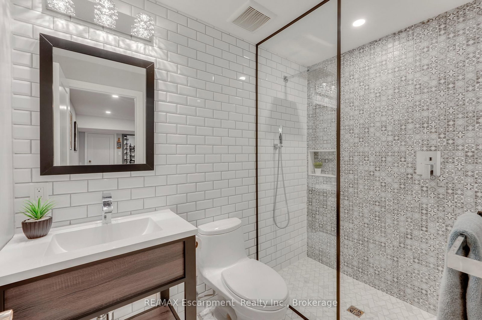 2092 Highway 6 • Hamilton, ON photo 37