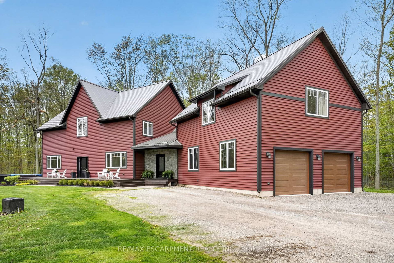 815 Tice Road • Pelham, ON photo 3