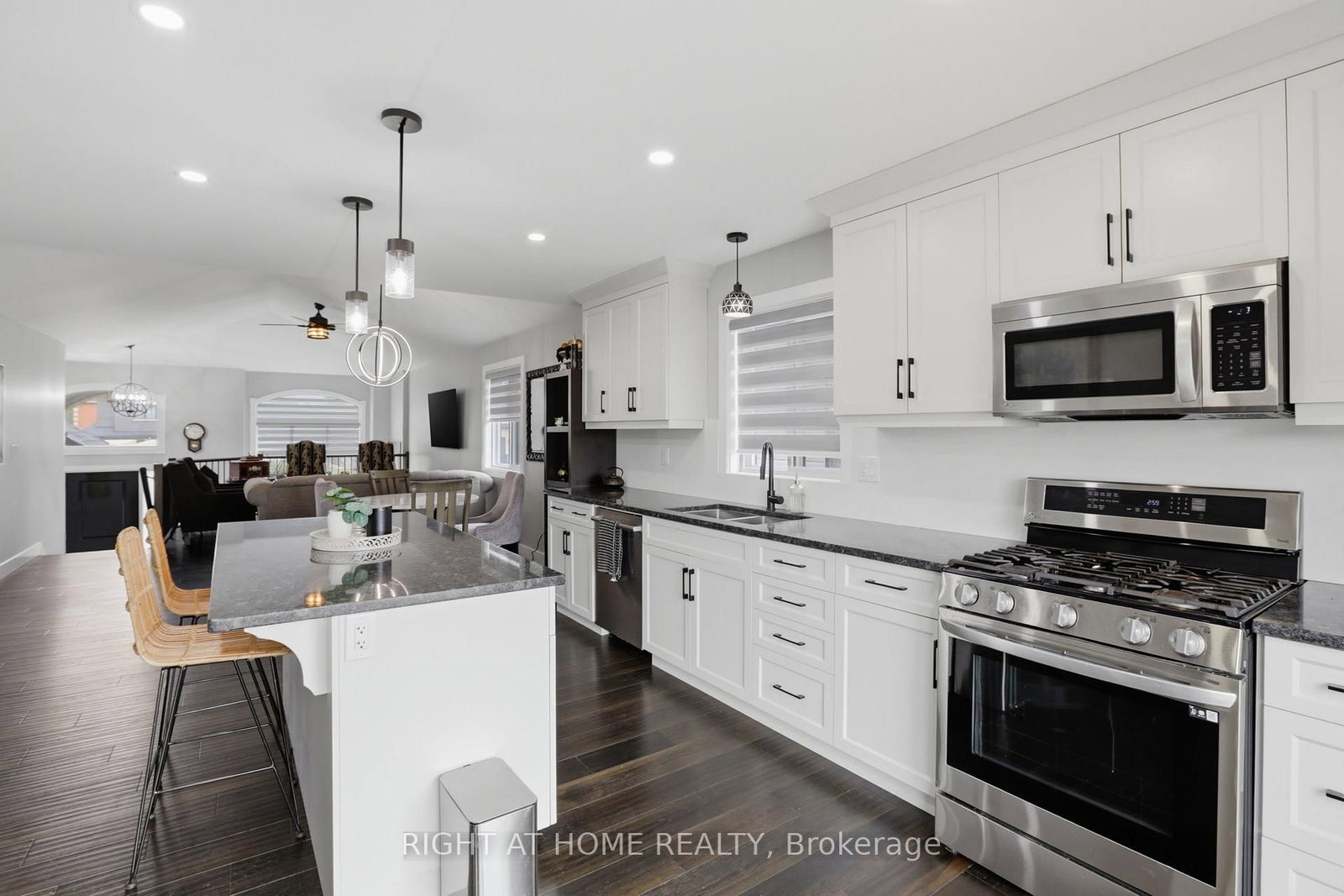 114 Tuscany Trail • Chatham-Kent, ON photo 14
