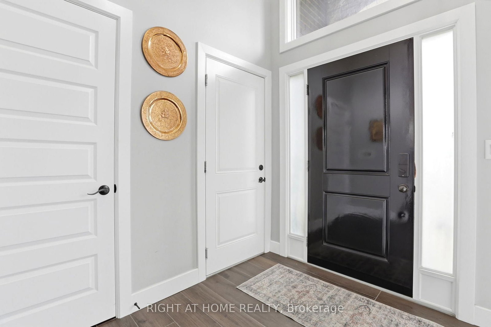 114 Tuscany Trail • Chatham-Kent, ON photo 3