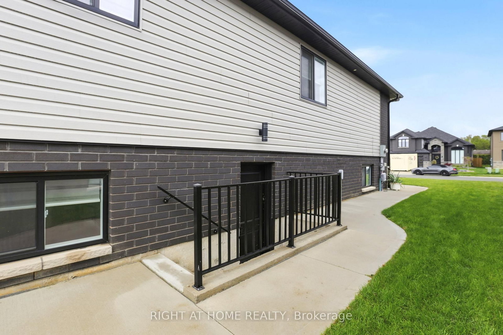 114 Tuscany Trail • Chatham-Kent, ON photo 37