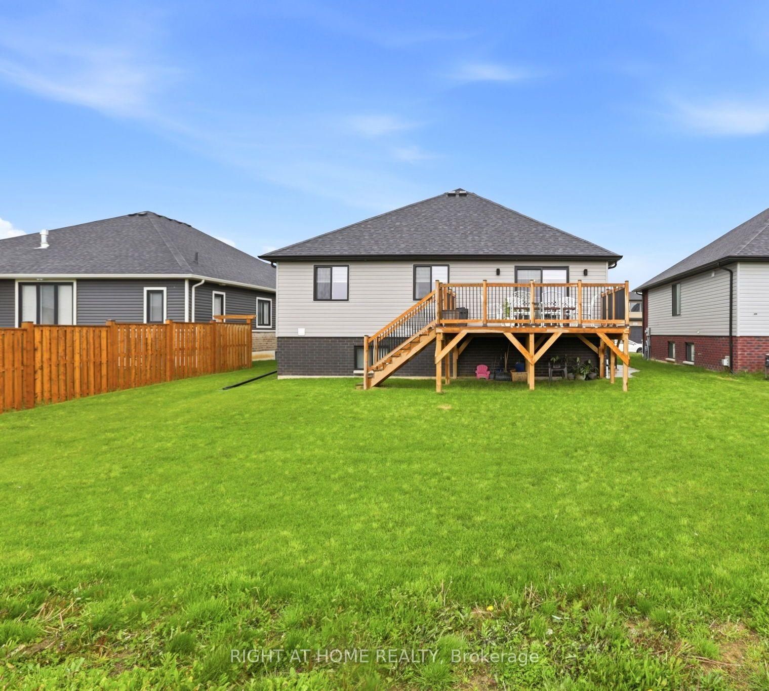 114 Tuscany Trail • Chatham-Kent, ON photo 41