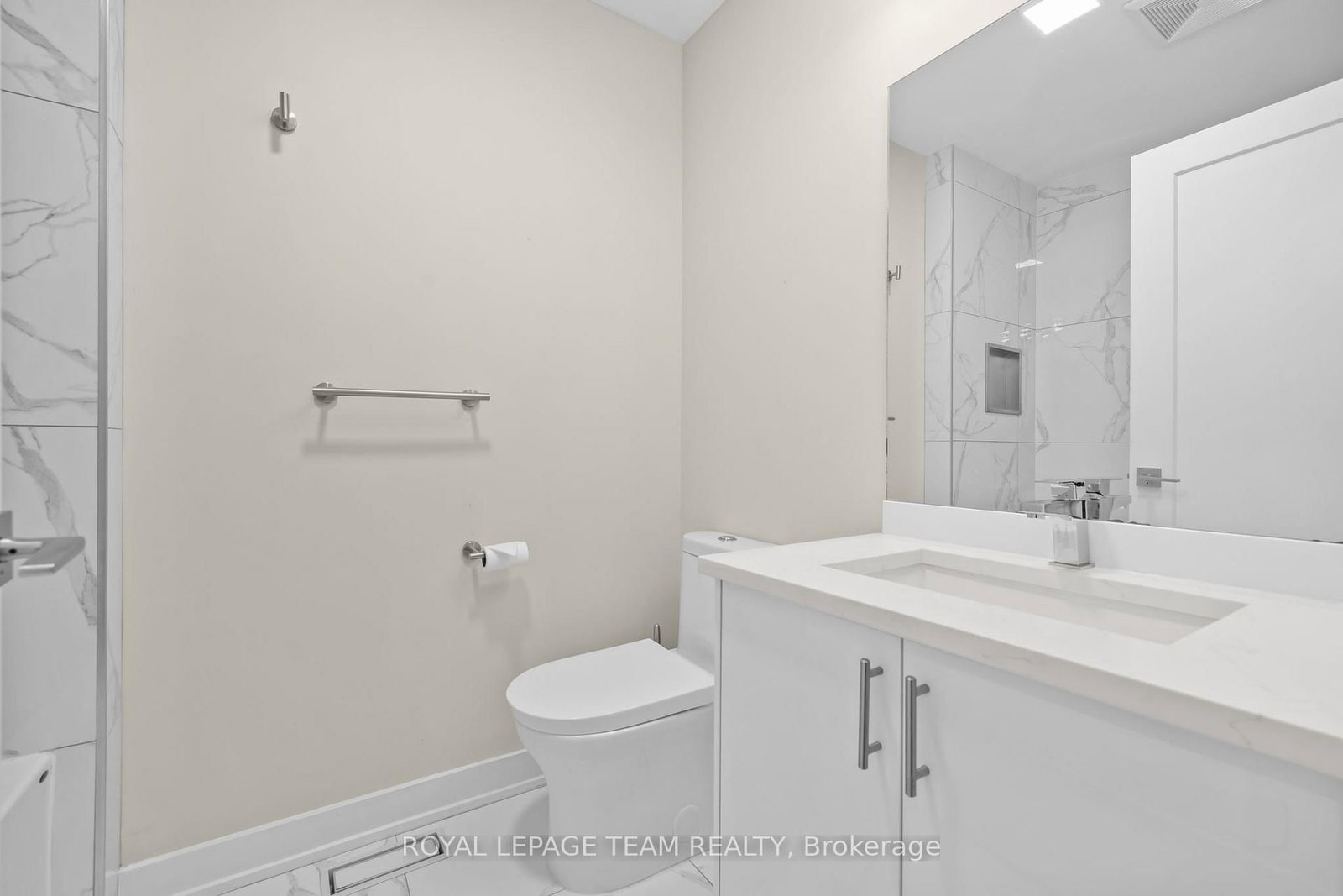 498 Wentworth Avenue - Photo 23