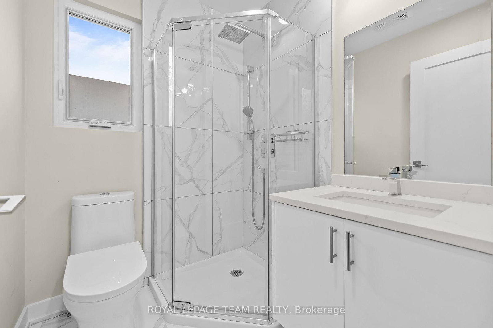 498 Wentworth Avenue - Photo 25