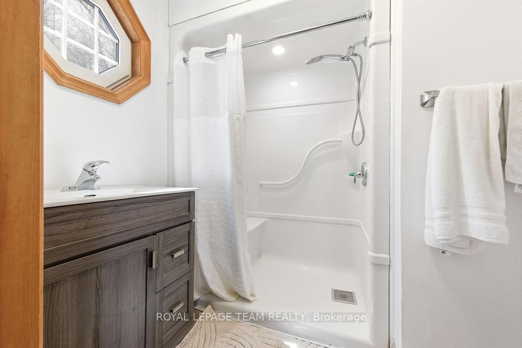 1324A River Road • Barry's Bay, ON photo 39