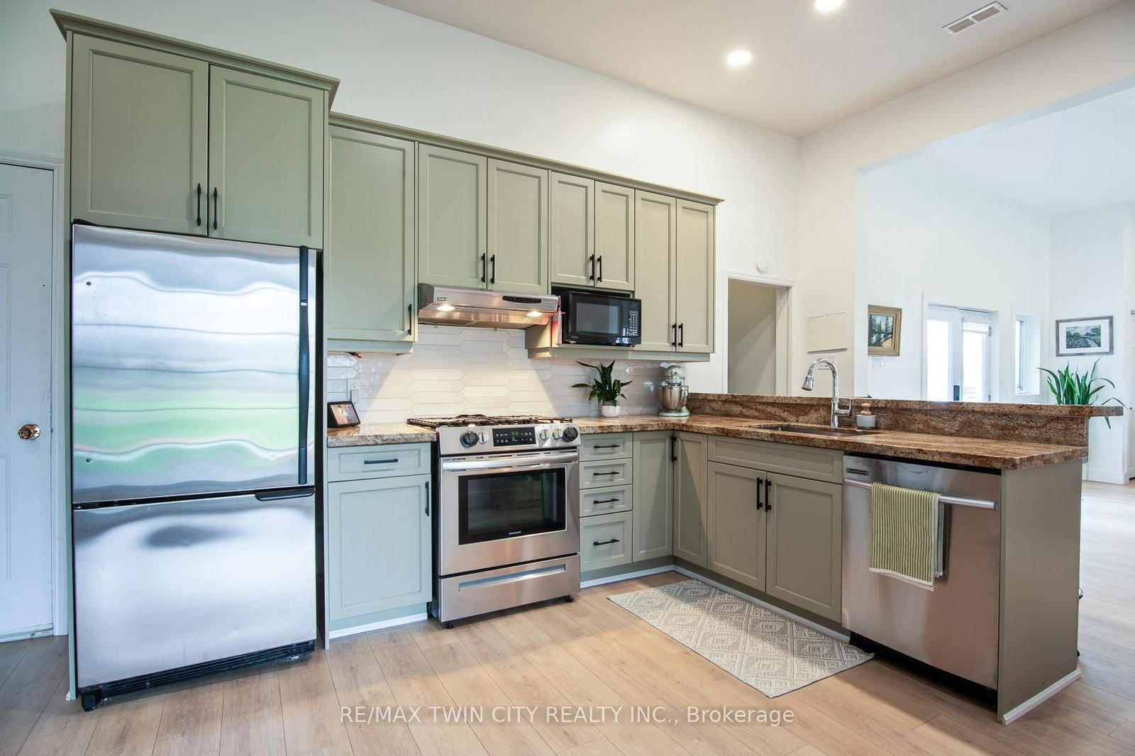 464 Piper Street • North Dumfries, ON photo 31
