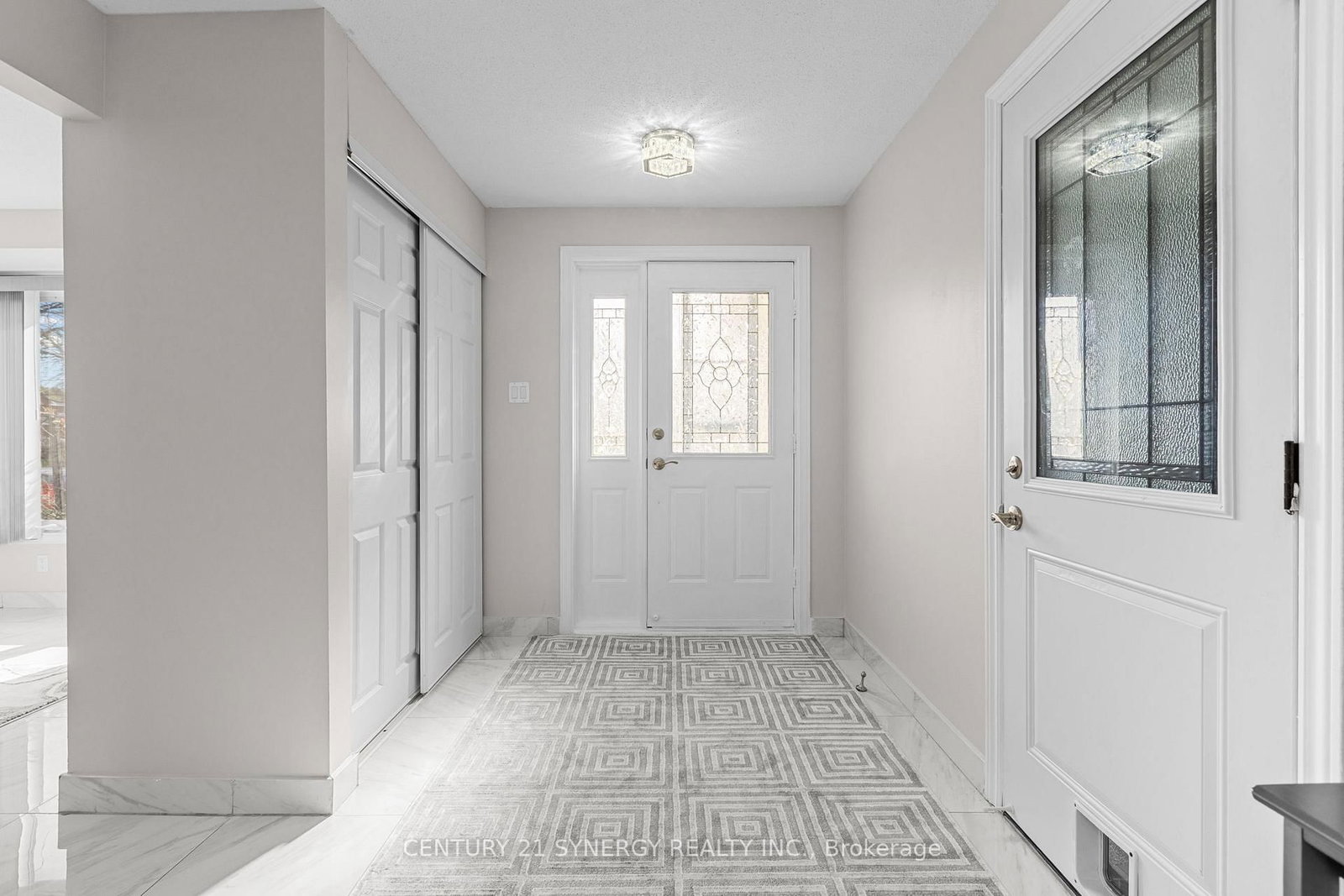 1728 Teakdale Avenue • Ottawa, ON photo 5