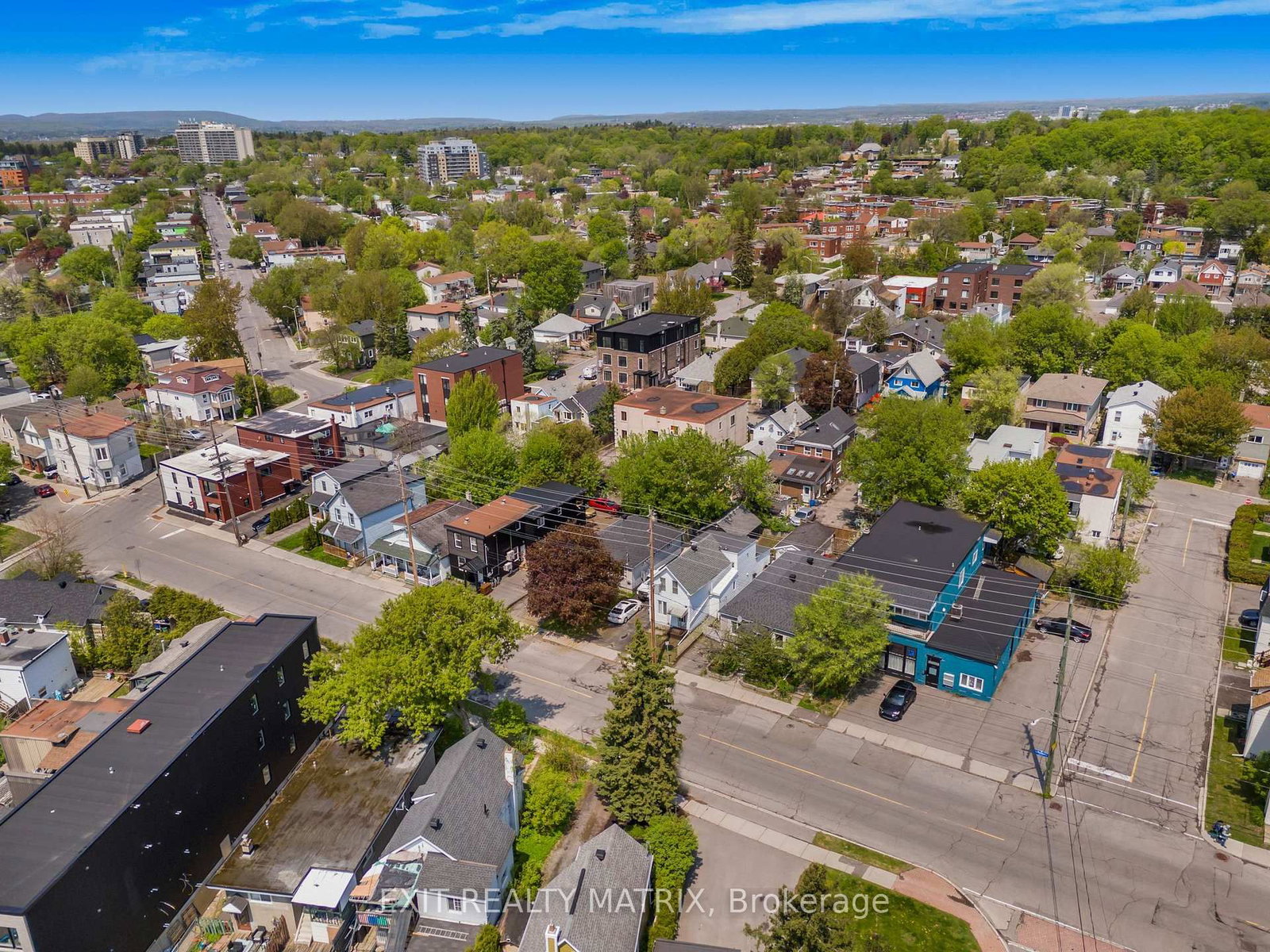 261 Montfort Street - Photo 35