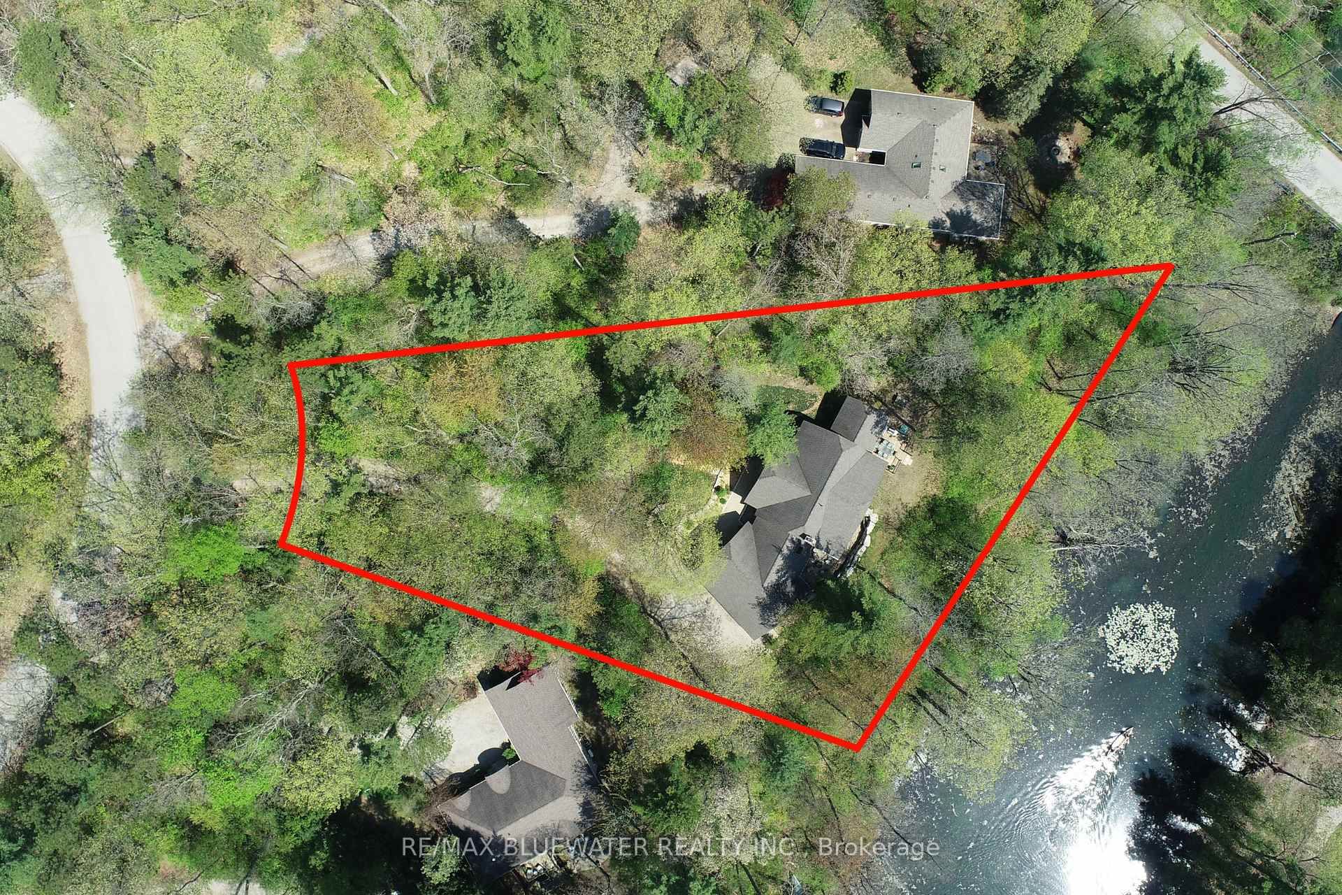 10043 Old River Road