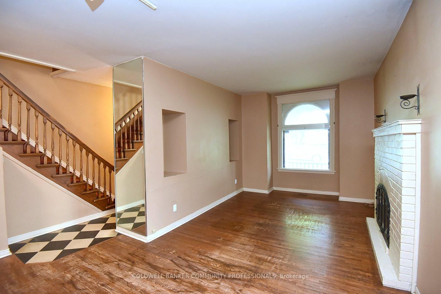 128 Hess Street S • Hamilton, ON photo 12