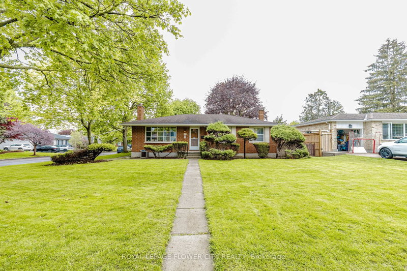 home for sale on 15 Cumberland Crescent