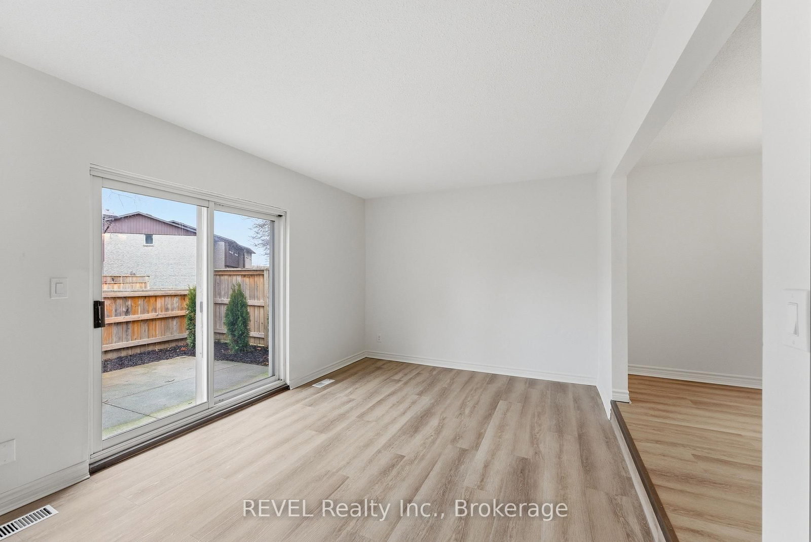 151 Linwell Road • #15 • St. Catharines, ON photo 20
