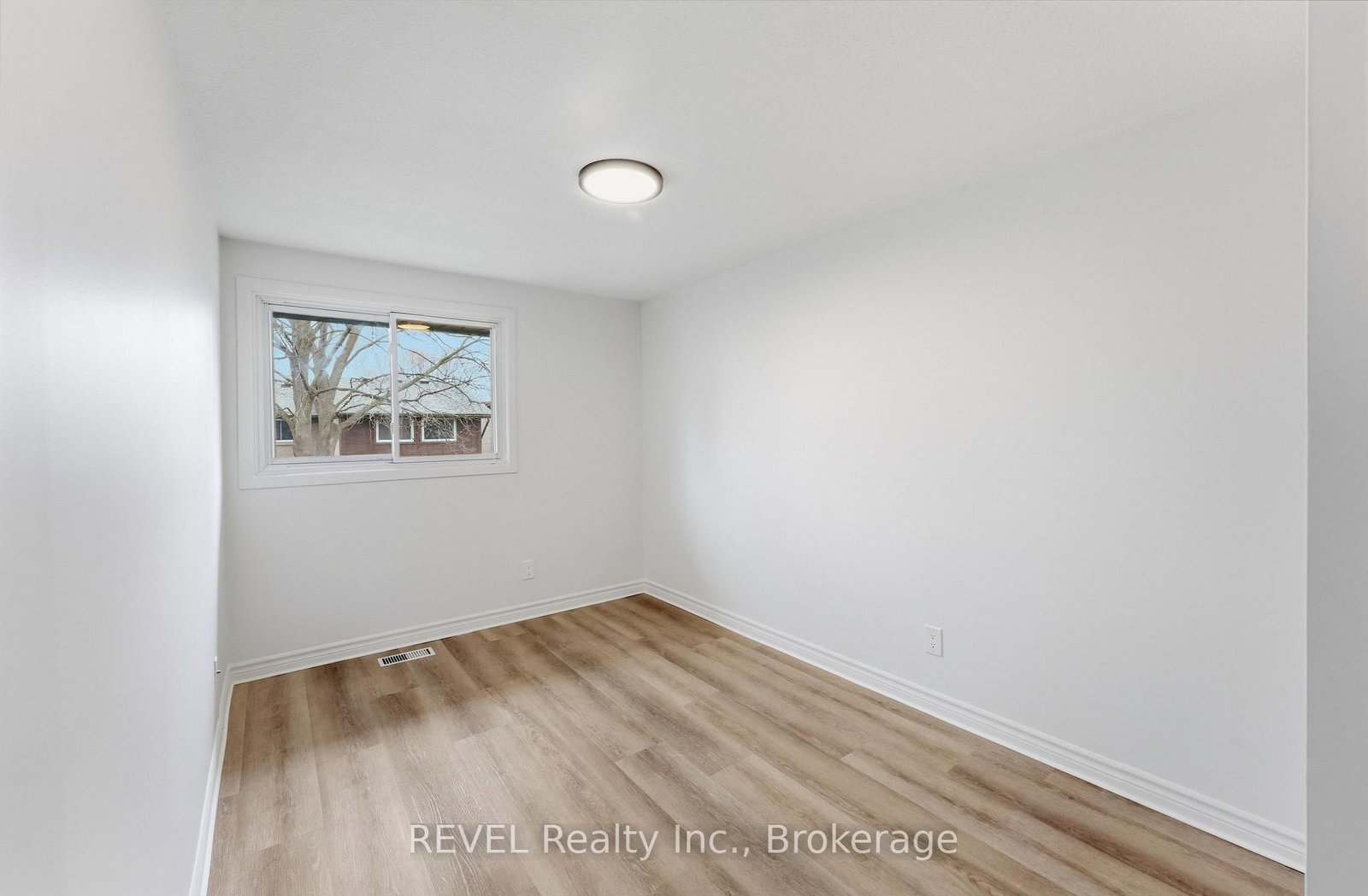 151 Linwell Road • #15 • St. Catharines, ON photo 27