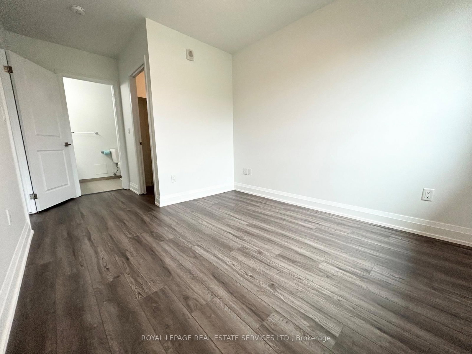460B Belmont Avenue W, Unit 103 - Photo 9