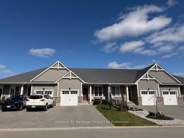 Townhouse sold at 19 Livingston Drive, Tillsonburg, Ontario, N4G 0J3 - Tillsonburg - MLS: X13148960