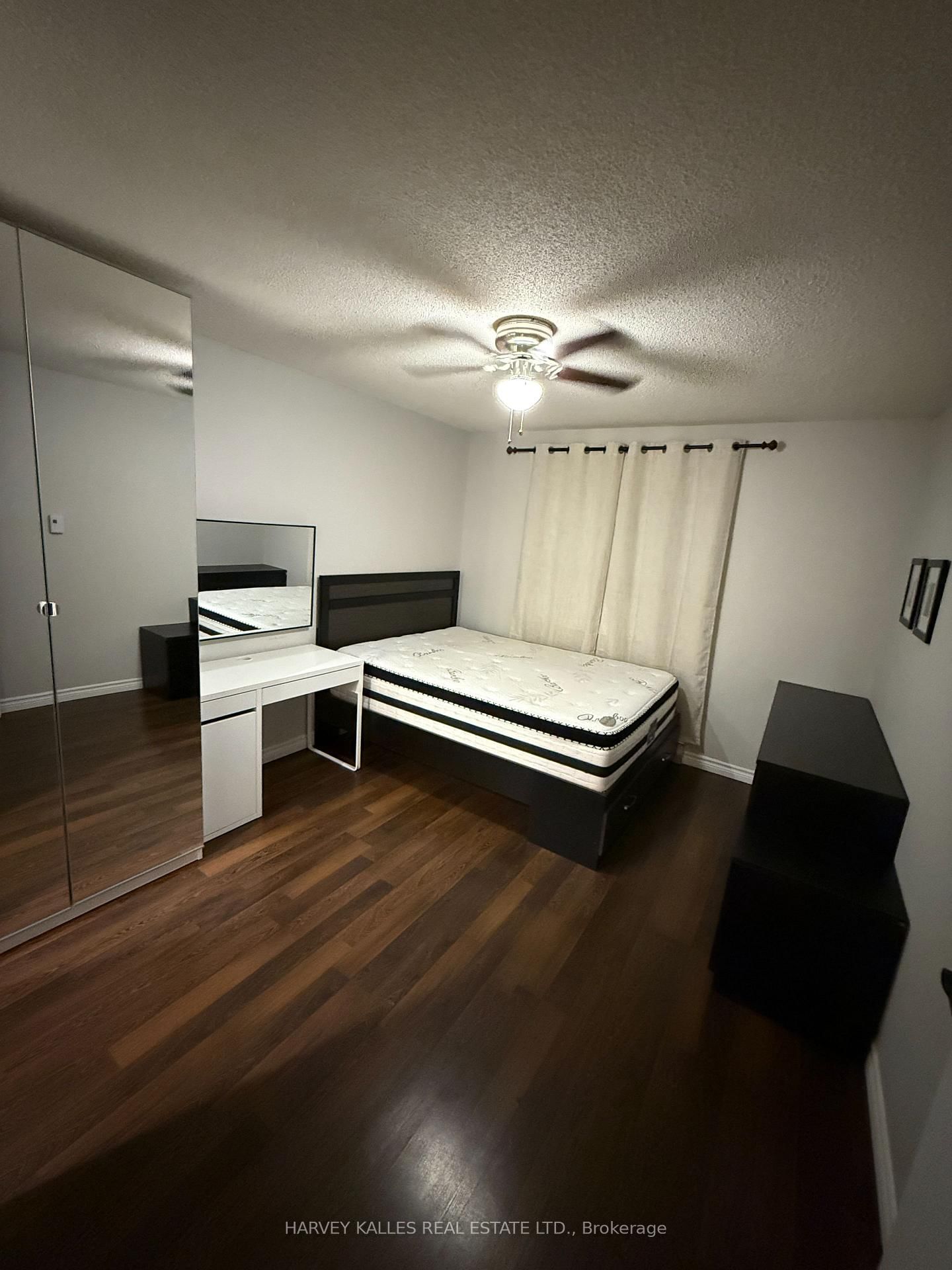 1 Jacksway Crescent, Unit 213