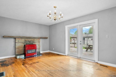 281 Smith Crescent — photo 6