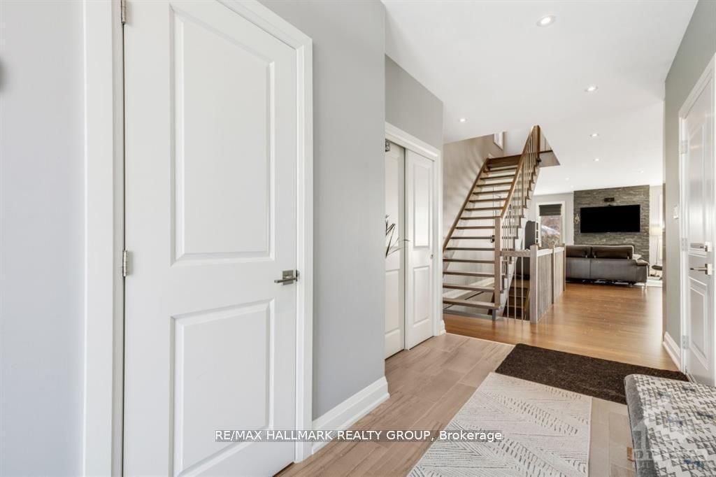 250 Richardson Avenue - Photo 5