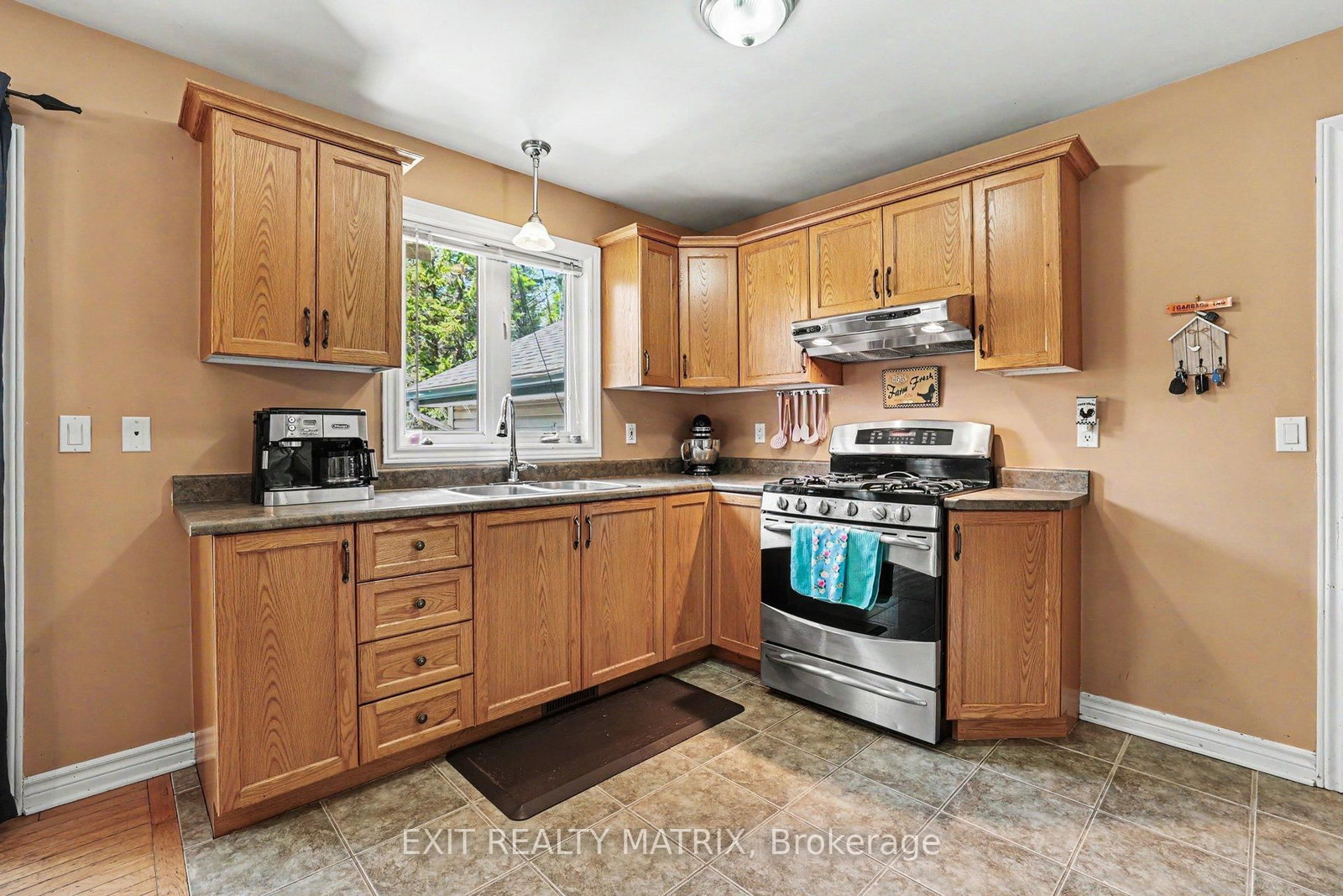 721 County 18 Road • North Grenville, ON photo 8