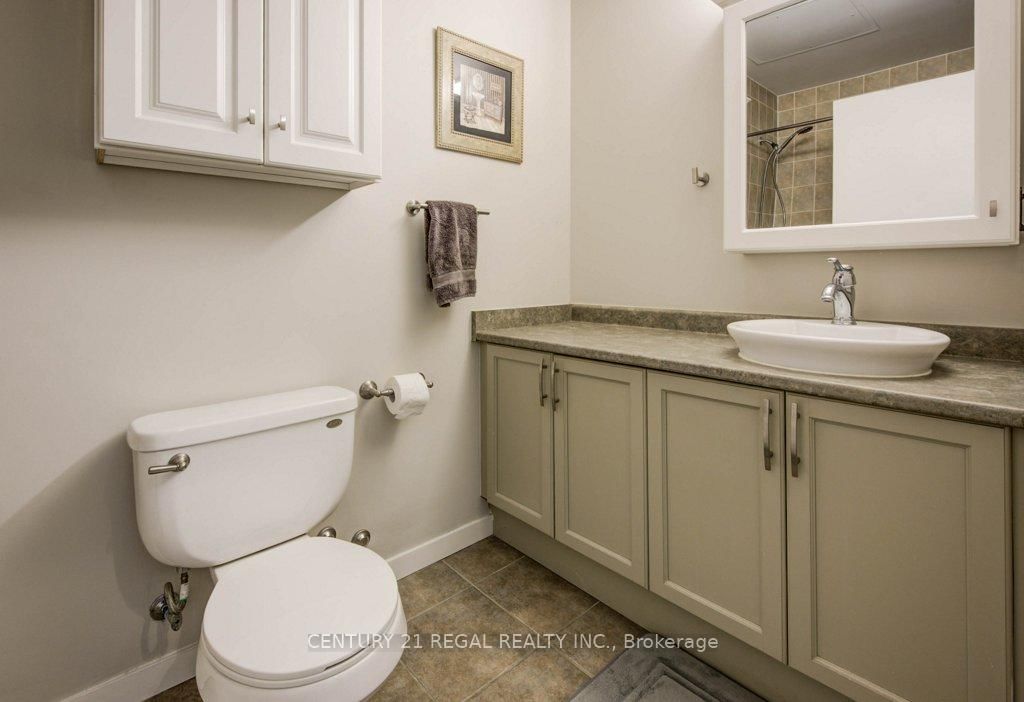 404 King Street W, Unit 102 - Photo 24