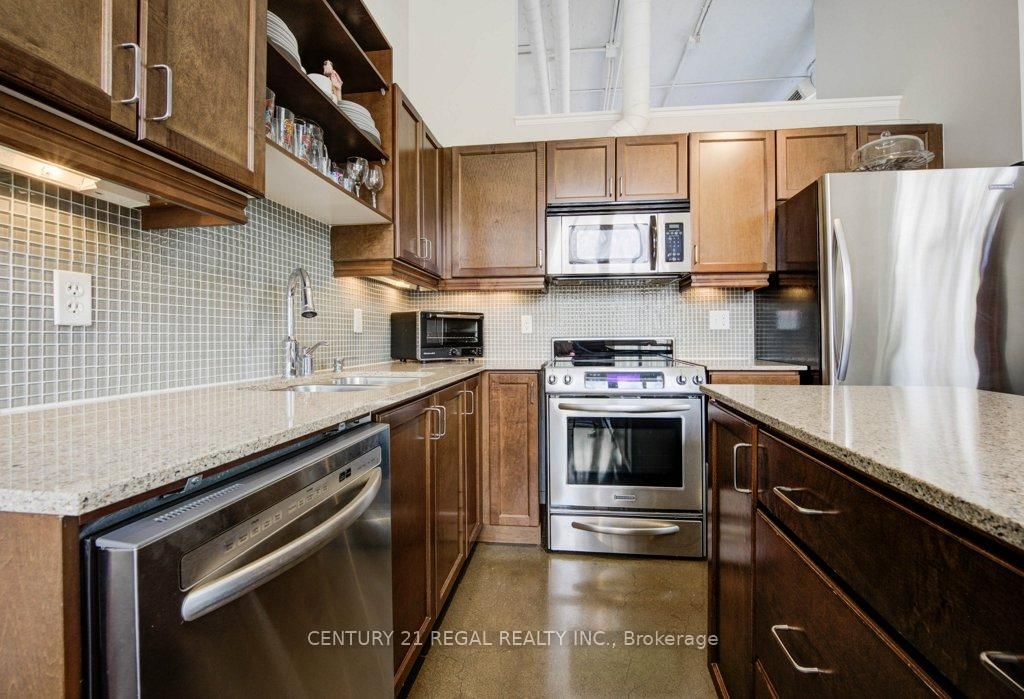 404 King Street W, Unit 102 - Photo 6