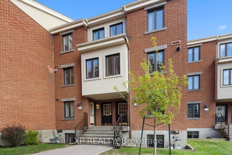home for sale on 49 Crispin Private