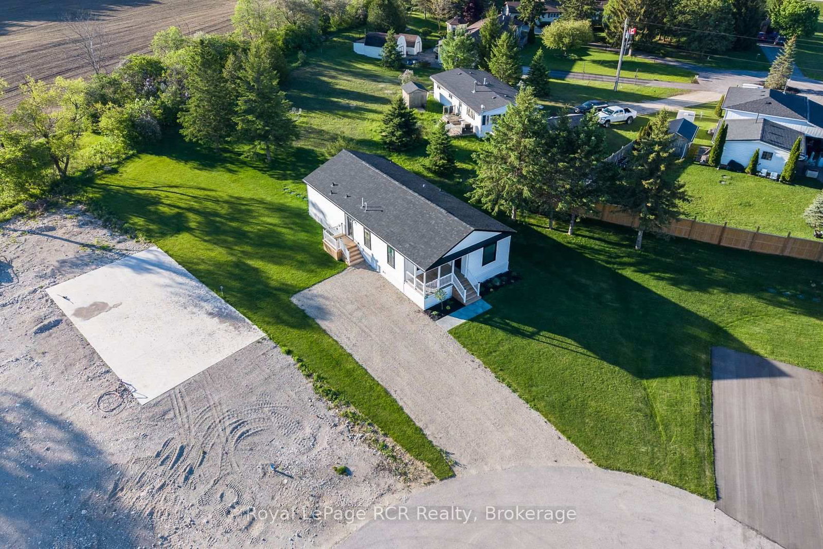 212 Spruce Drive • West Grey, ON photo 3