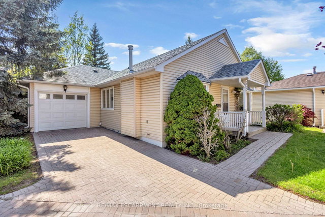 375 Silverbirch Boulevard