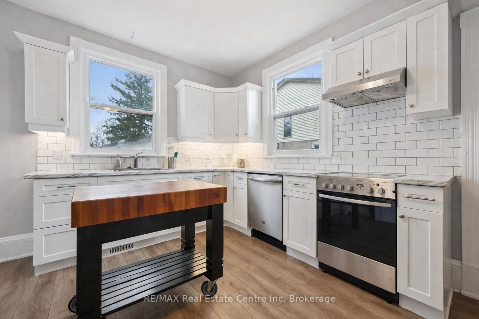 29 Crimea Street • Guelph, ON photo 12