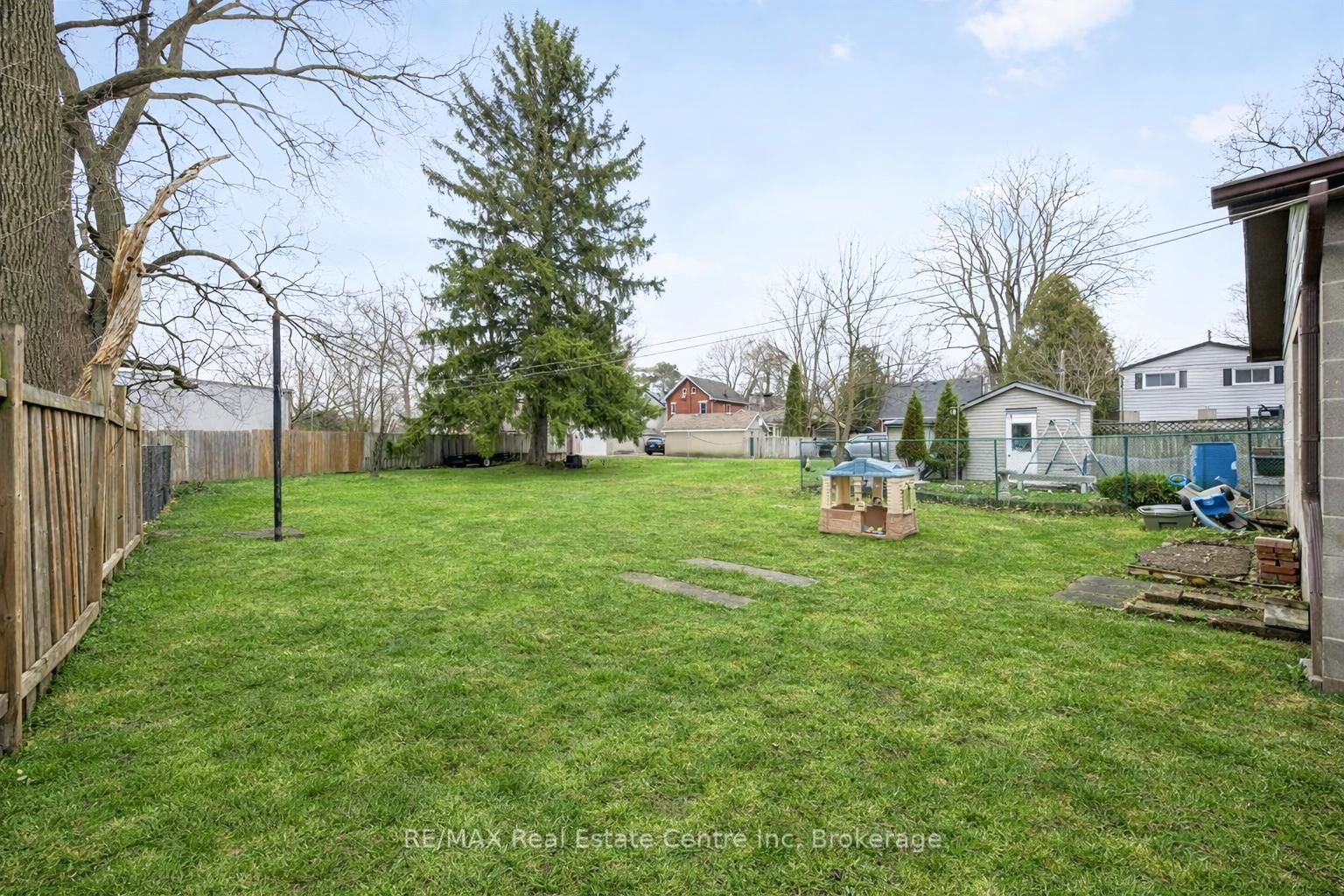 29 Crimea Street • Guelph, ON photo 25