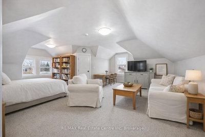 29 Crimea Street • Guelph, ON photo 7