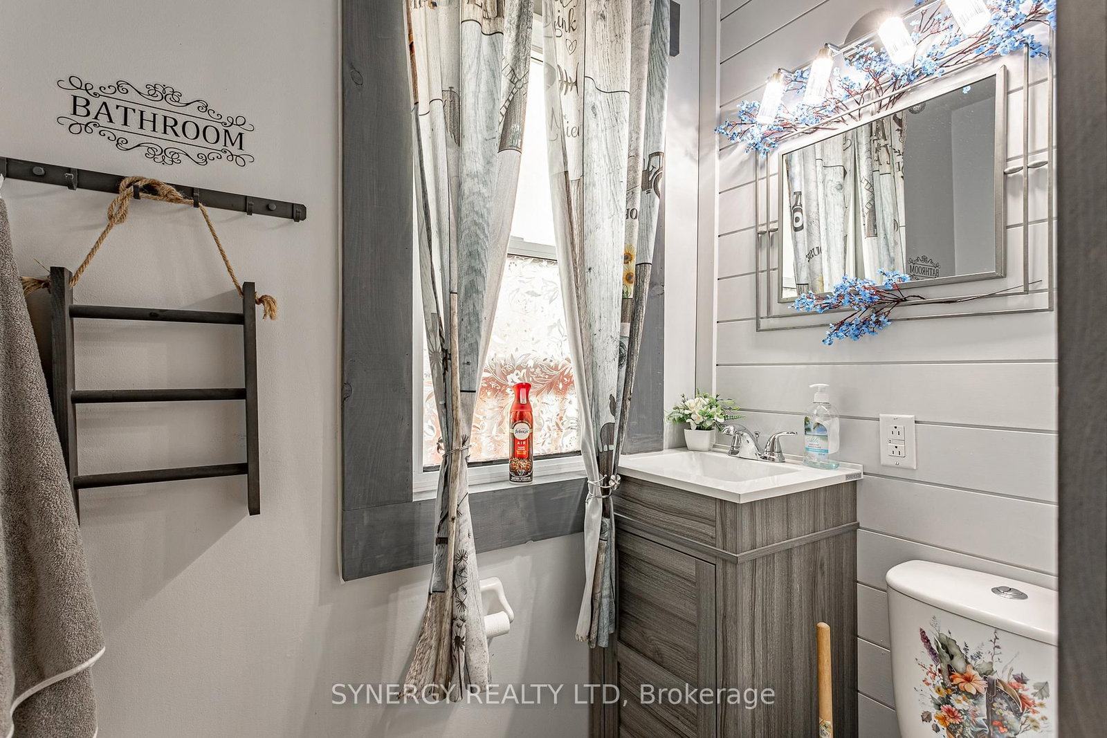 3759 Trillium Drive • Southwest Middlesex, ON photo 12