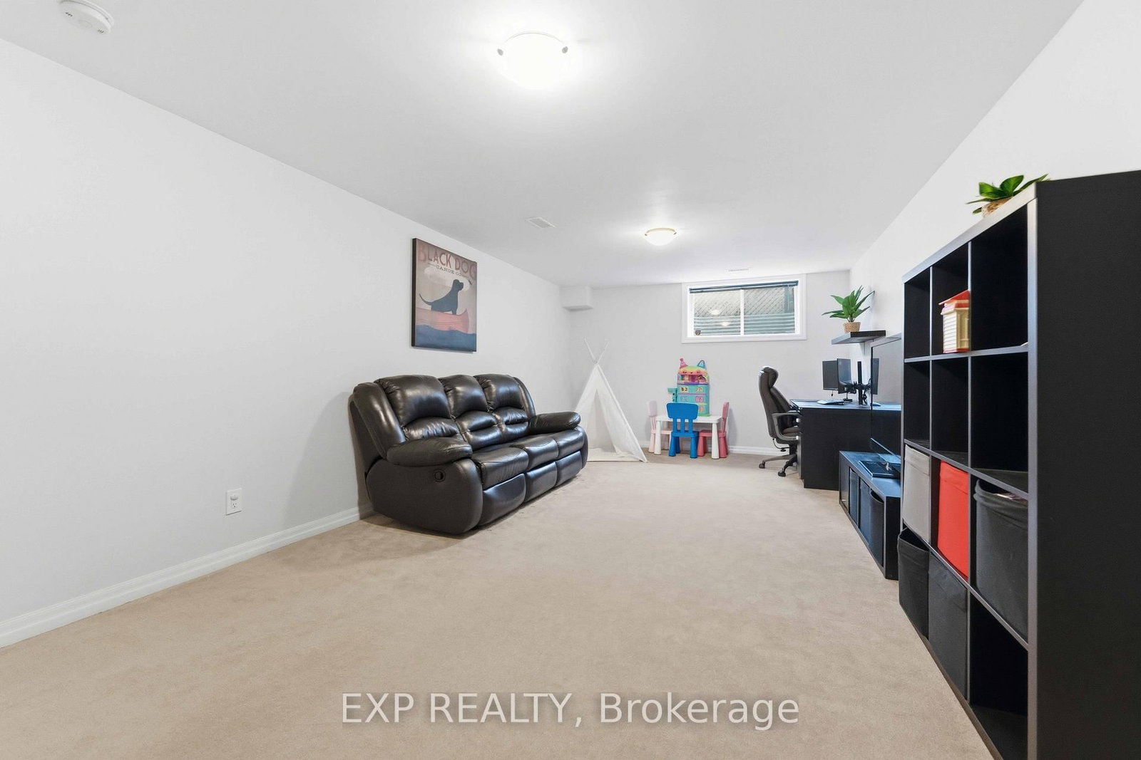 151 Hawkshaw Crescent • Ottawa, ON photo 19