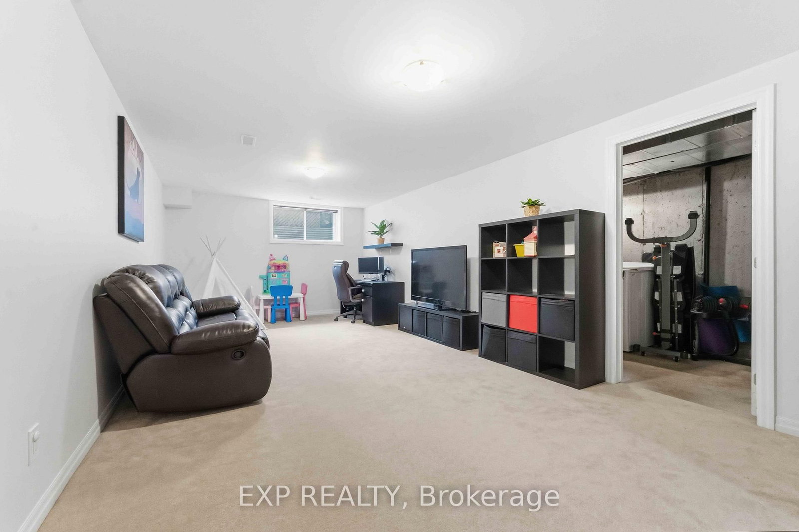 151 Hawkshaw Crescent • Ottawa, ON photo 21