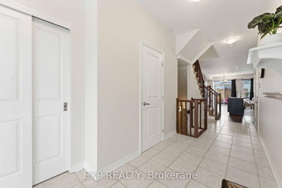 151 Hawkshaw Crescent • Ottawa, ON photo 4