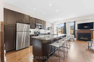 151 Hawkshaw Crescent • Ottawa, ON photo 5