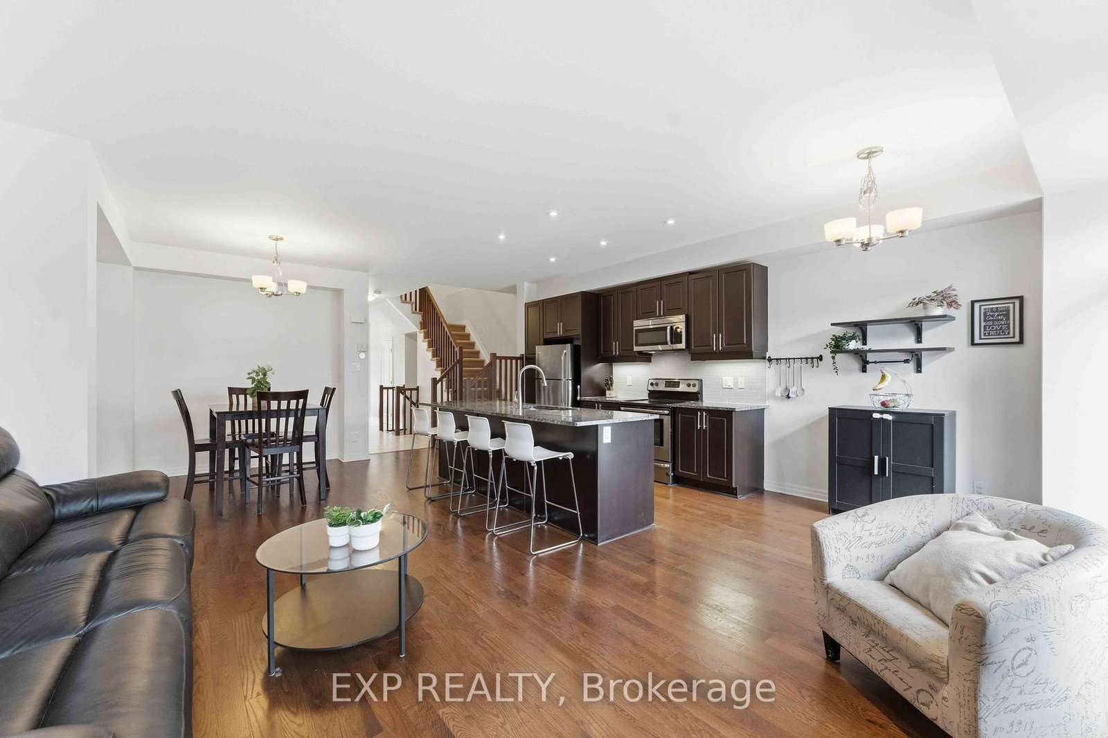151 Hawkshaw Crescent • Ottawa, ON photo 8